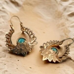 ANTHROPOLOGIE LOTUS 🪷 BLOSSOM TURQUOISE EARRINGS